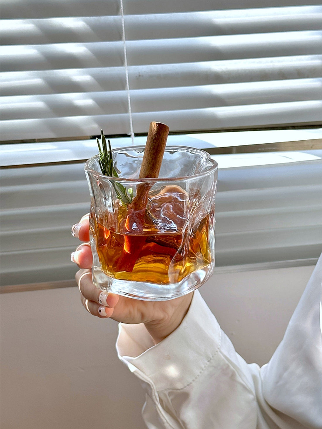 Irregular Glass Household Drinking Cup