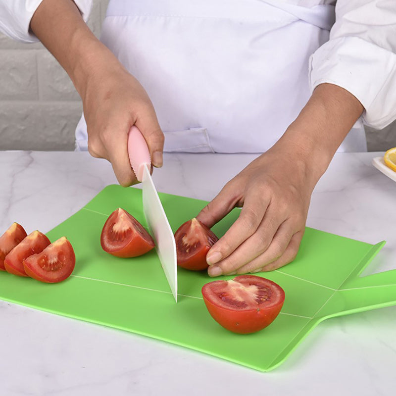 Creative Plastic Foldable Cutting Board
